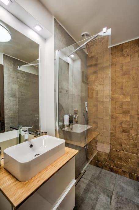 Splendor 3 Bedroom Flat In Silver Mountain Poiana Braşov Dış mekan fotoğraf